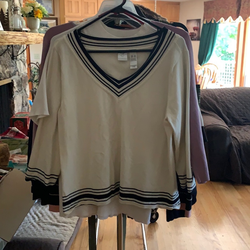Cream and black king sleave